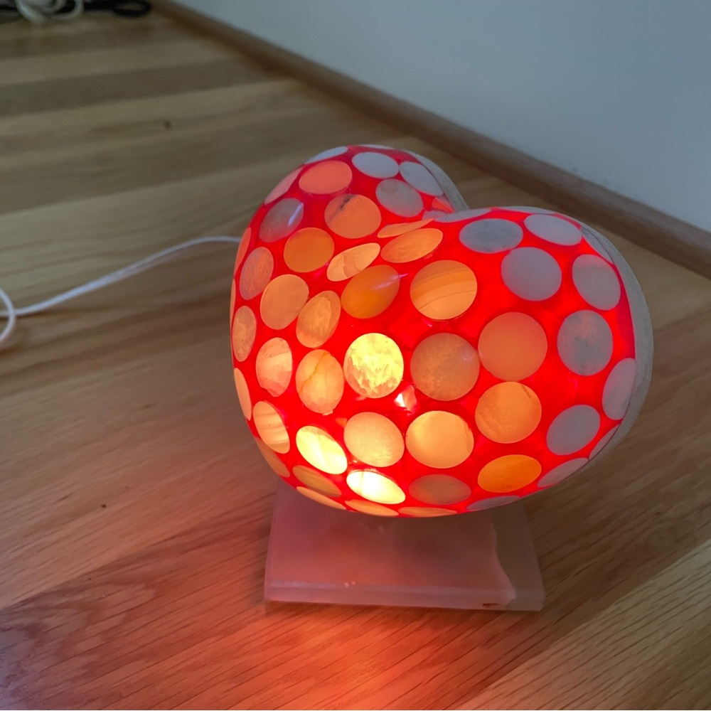 Onyx Crystal Heart Lamp